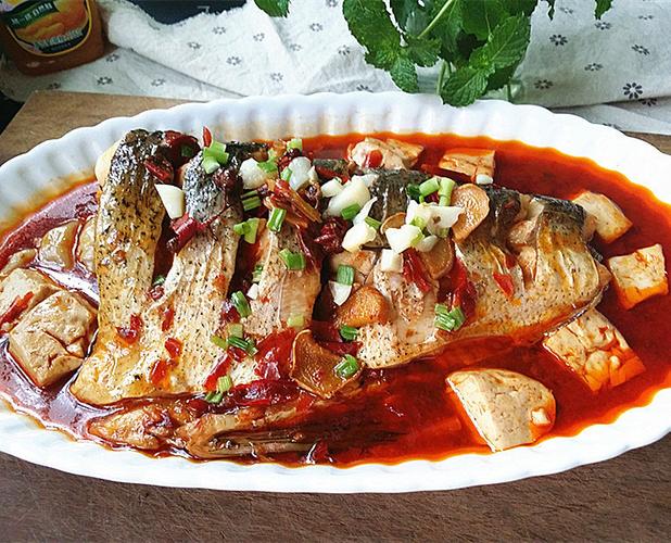 跟酸菜鱼和红烧鱼相比「草鱼有什么更好吃的做法吗」