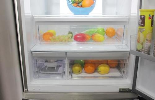 灵活运用冷冻室 让冷冻室成为你快速上菜的好帮手（冷冻室怎么放东西）