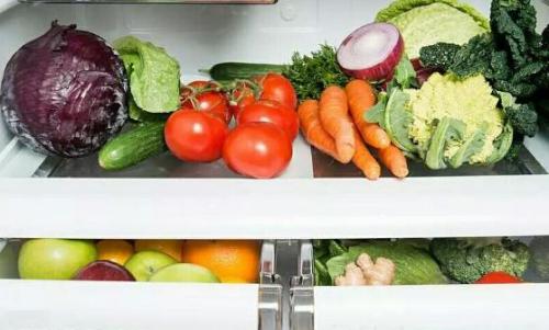 冰箱保存蔬菜 洗干净后再放冰箱会更好（冰箱保存蔬菜 洗干净后再放冰箱会更