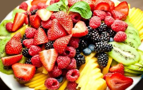 水果腐烂部分削掉是否还能吃 吃水果要养成的好习惯（腐烂的水果削掉了还能