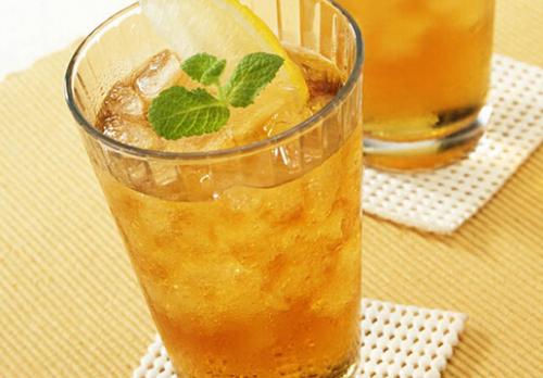 喝蜂蜜柚子茶的好处-自己做出美味蜂蜜柚子茶（喝蜂蜜柚子茶的作用）