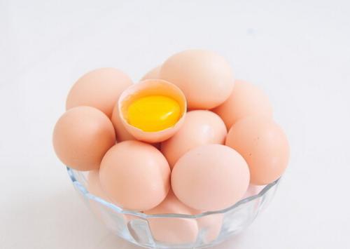 吃鸡蛋不吃蛋黄到底好不好？（吃鸡蛋不吃蛋黄到底好不好）
