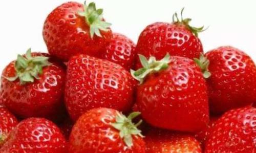 草莓的功效与作用 草莓的美味做法（草莓的功效与作用、禁忌和食用方法）