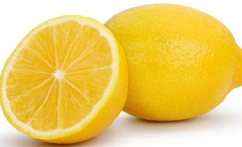 天天喝柠檬水好的八大好处 可多喝热柠檬水来保养身体（每天喝热柠檬水有什