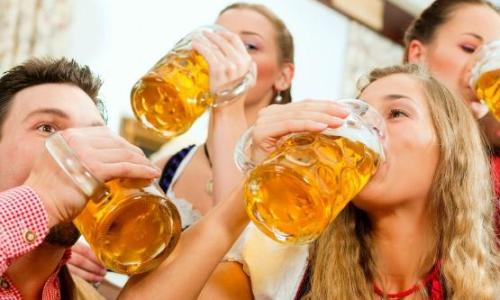喝啤酒有的七大益处 夏季喝啤酒的诸多禁忌（喝啤酒的八大好处）