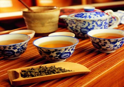 茶的功效与作用-茶的适用人群（茶的功效与作用有哪些?）