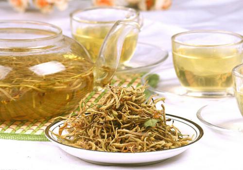 金银花茶的作用与功效-金银花茶的泡法（金银花茶的功效与作用泡水喝的功效