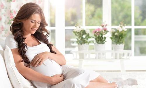 胎教有益于宝宝大脑发育 孕妈妈保持好心情对孩子发育好（孕妇胎教对孩子大
