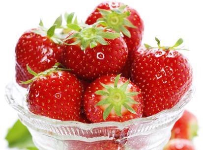 吃草莓有什么好处？草莓的营养及功效与作用（吃草莓有什么好处?草莓的营养