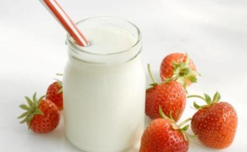 酸奶爱好者-酸奶的正确食用方法（酸奶的正确饮用方法）