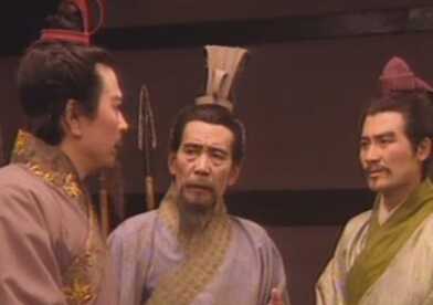 历史上刘备的三大谋士中，献上的妙计哪一条对刘备贡献最大？