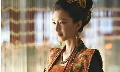 曹皇后作为宋仁宗的皇后，她如何深刻地影响了文学史？